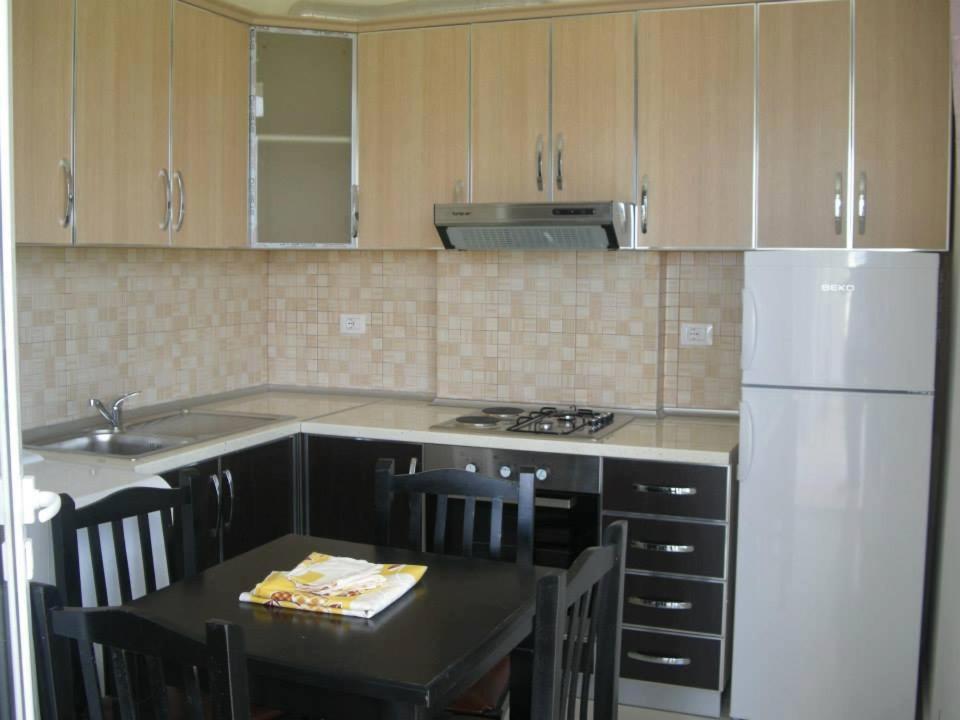 Rainbow Holiday Apartments Vlore Exterior photo